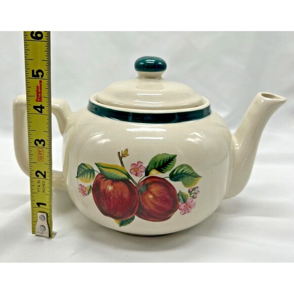 VINTAGE Casuals by China Pearl ~ Red Apples ~ Stoneware Tea Pot w Lid ~ 5 cups - Picture 9 of 9